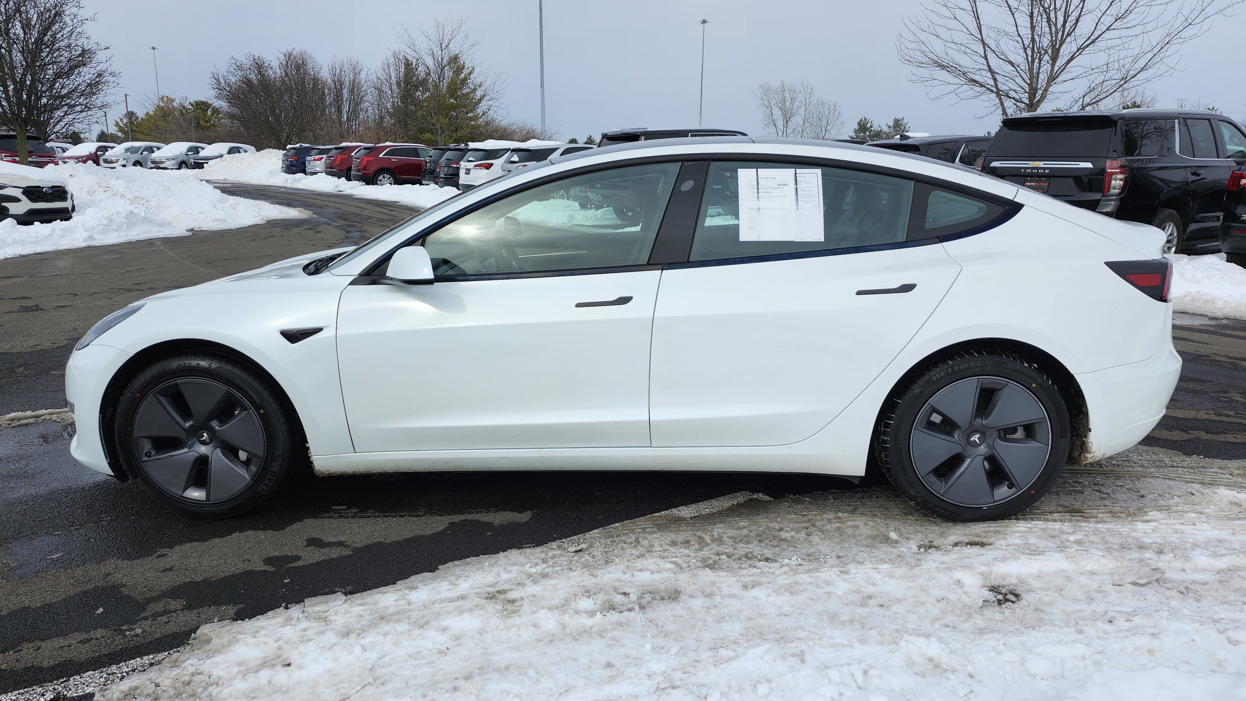 Used 2023 Tesla Model 3 Standard Range image 14