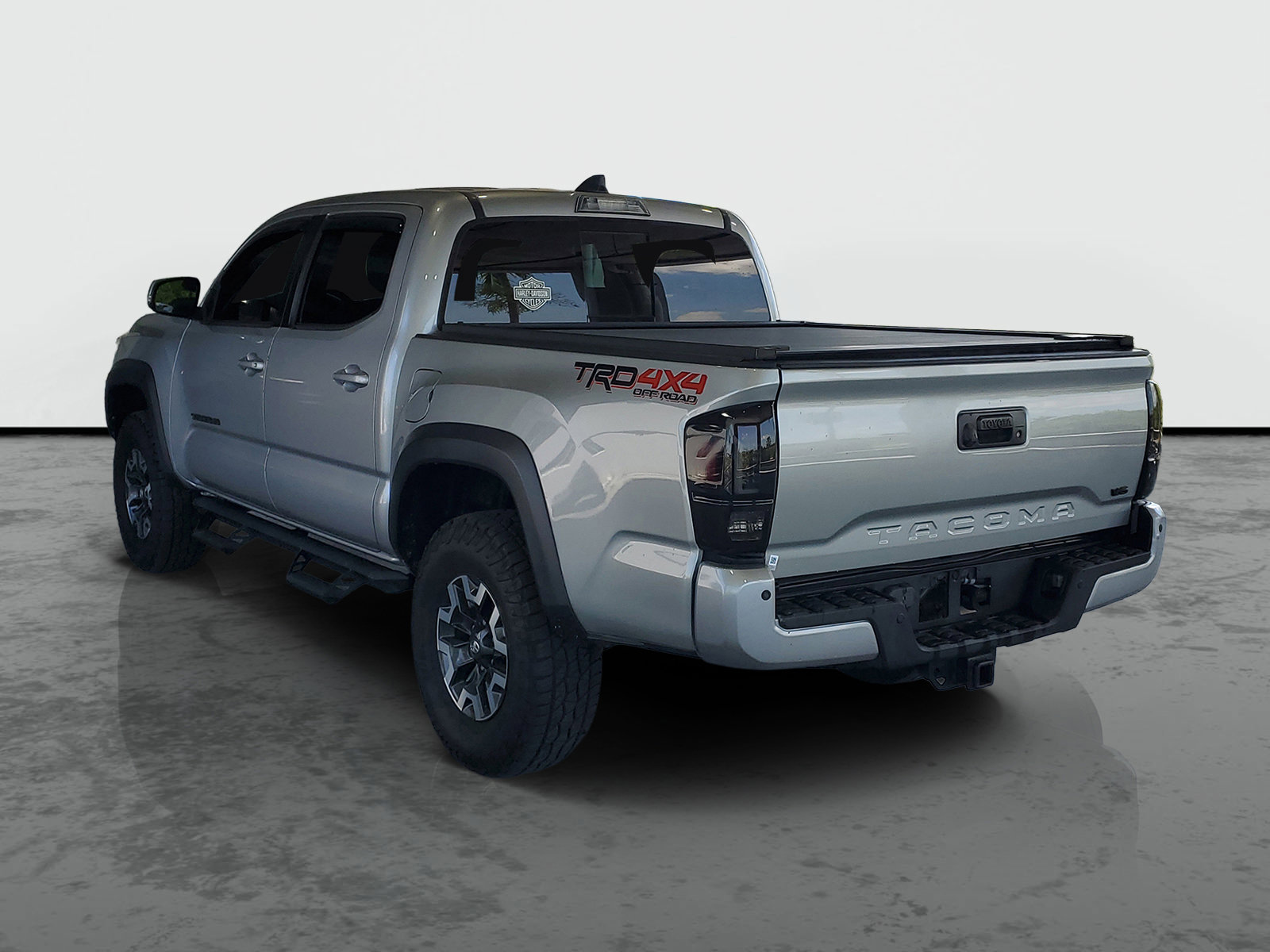 Used 2021 Toyota Tacoma TRD Off-Road w/ Technology Package AWD/4WD image 3