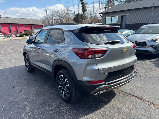 Used 2023 Chevrolet TrailBlazer ACTIV w/ Convenience Package image 10
