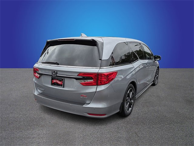 Used 2024 Honda Odyssey Elite image 5