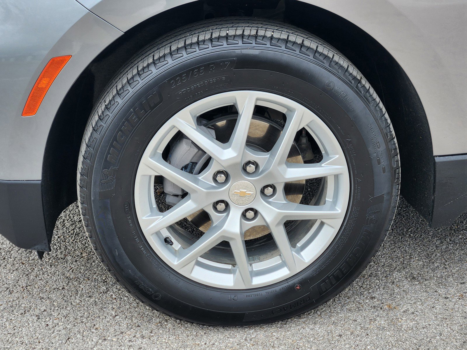 Certified 2024 Chevrolet Equinox LT FWD image 29