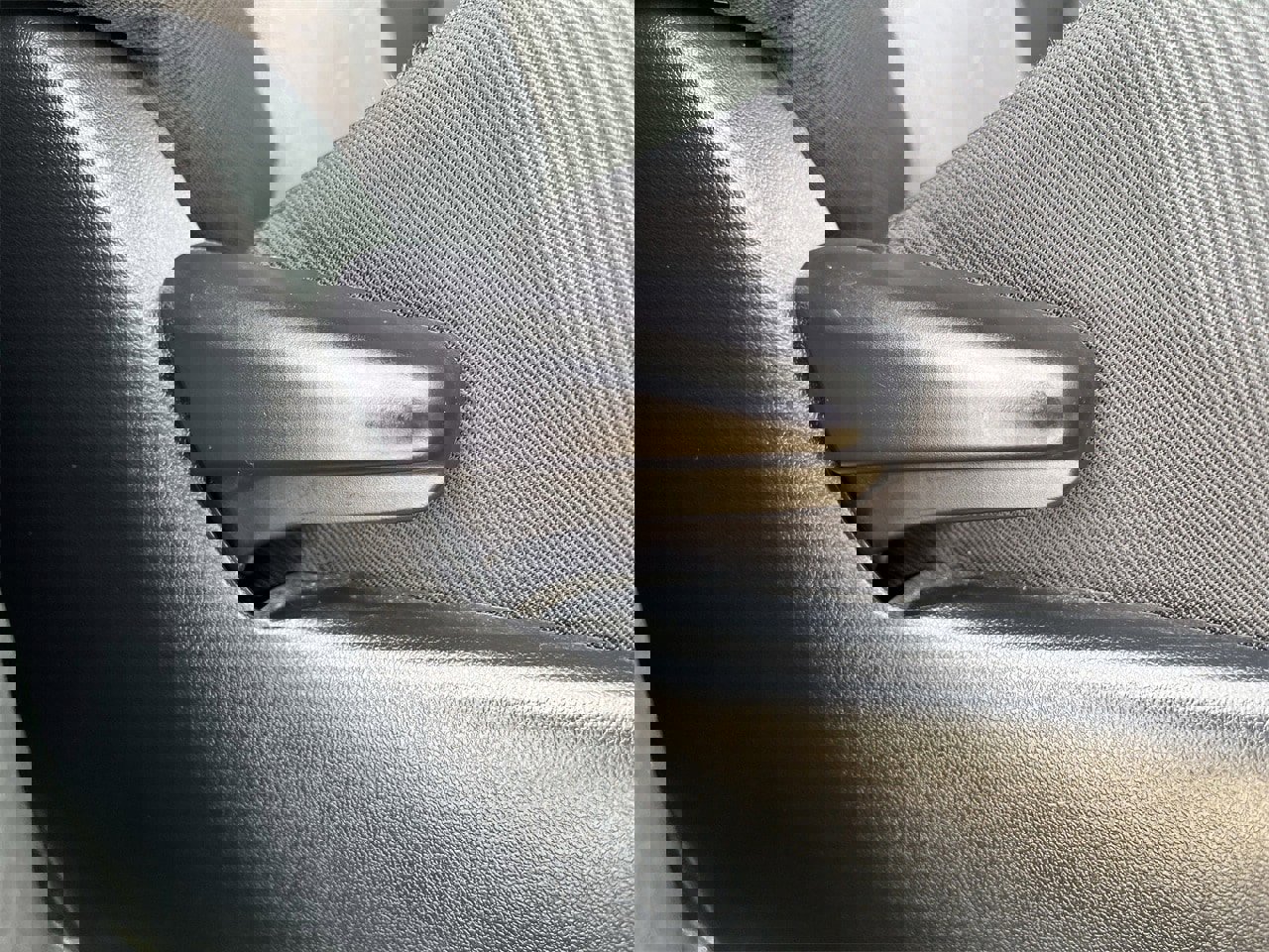 Used 2022 Toyota Tacoma TRD Off-Road w/ Technology Package image 25