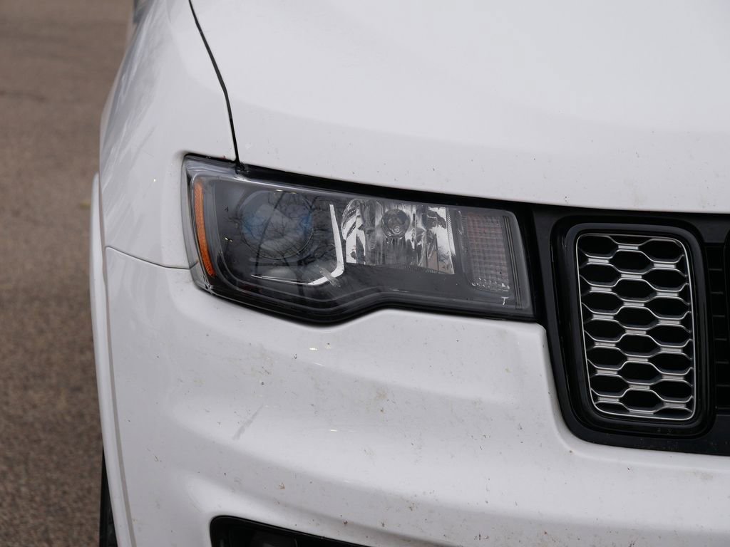 Used 2019 Jeep Grand Cherokee Altitude image 13