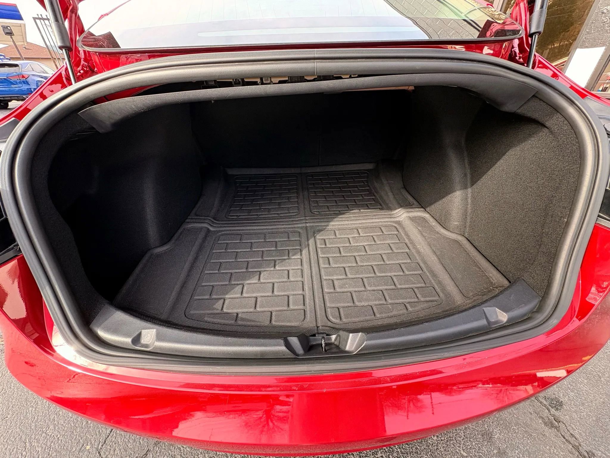 Used 2020 Tesla Model 3 Standard Range Plus RWD image 16