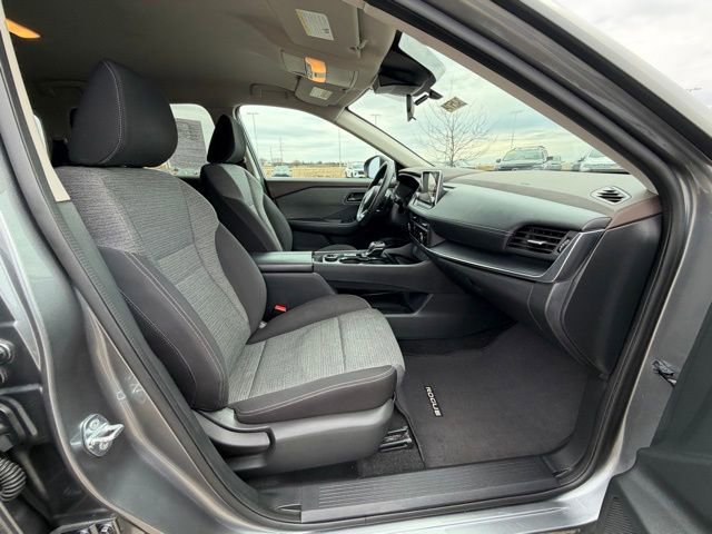 Used 2021 Nissan Rogue S image 21