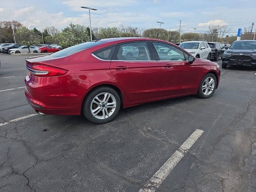 Used 2018 Ford Fusion SE image 8