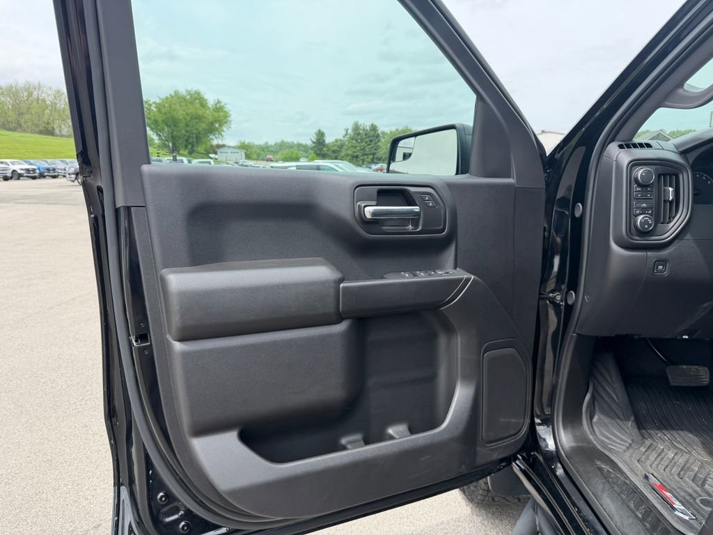 Used 2024 Chevrolet Silverado 1500 Custom Trail Boss AWD/4WD image 20