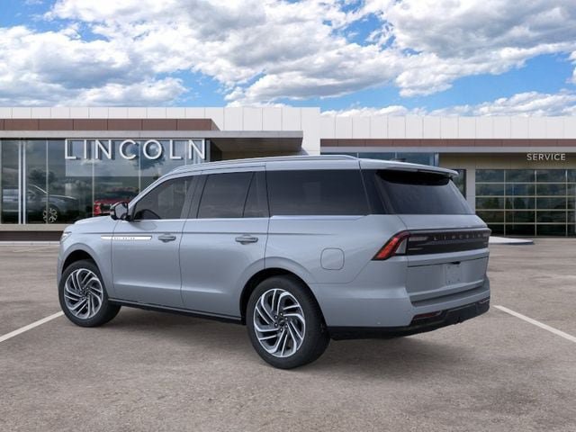 New 2026 Lincoln Navigator Reserve AWD/4WD image 4