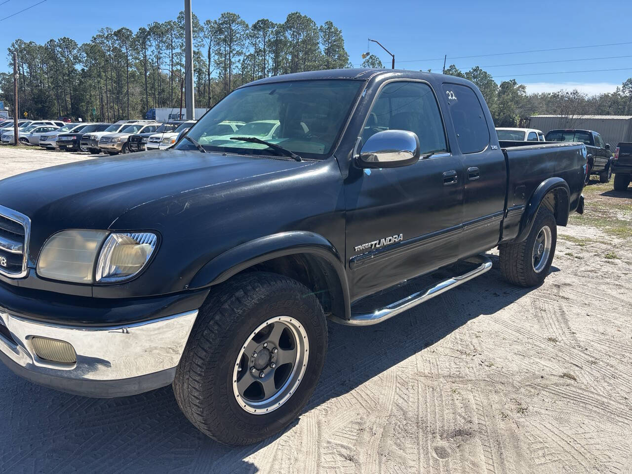 Used 2002 Toyota Tundra SR5 RWD image 2