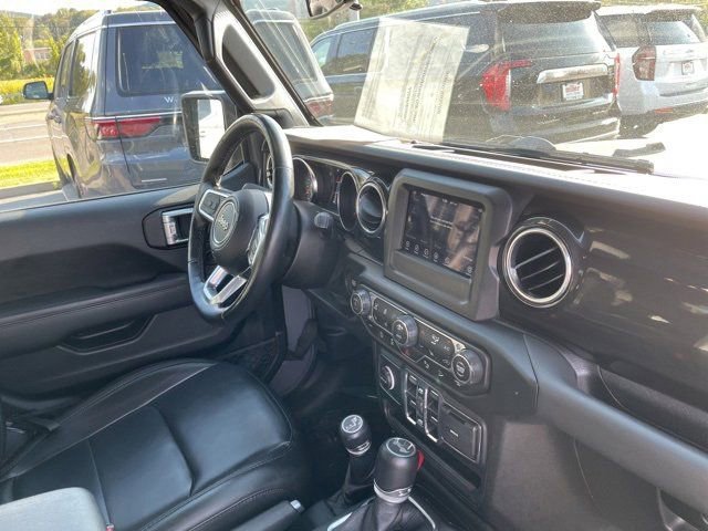 Used 2021 Jeep Wrangler Unlimited Sahara image 6