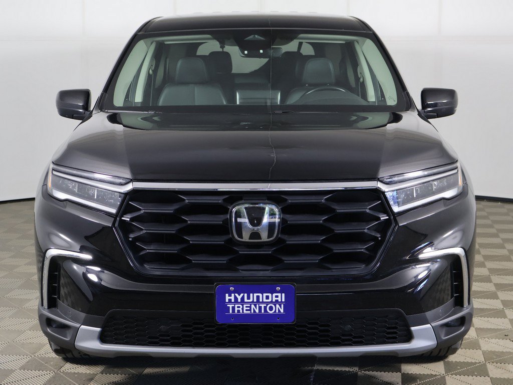 Used 2025 Honda Pilot EX-L image 11