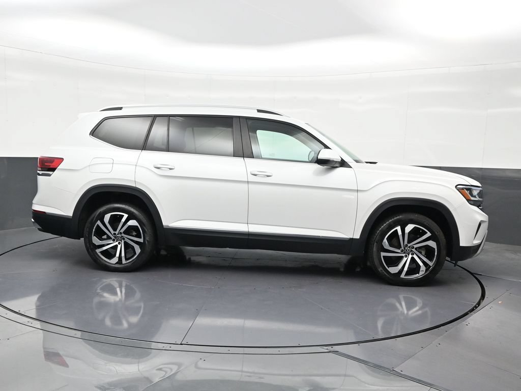 Used 2023 Volkswagen Atlas SEL AWD/4WD image 7