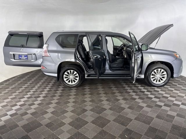Used 2015 Lexus GX 460 w/ Premium Package AWD/4WD image 14