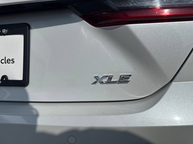 Certified 2025 Toyota Camry XLE w/ Premium Plus Package FWD image 9