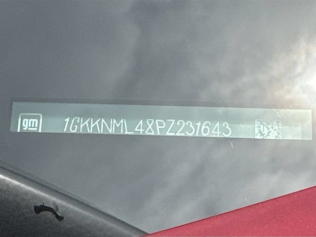 Used 2023 GMC Acadia SLT w/ LPO, Floor Liner Package FWD image 36