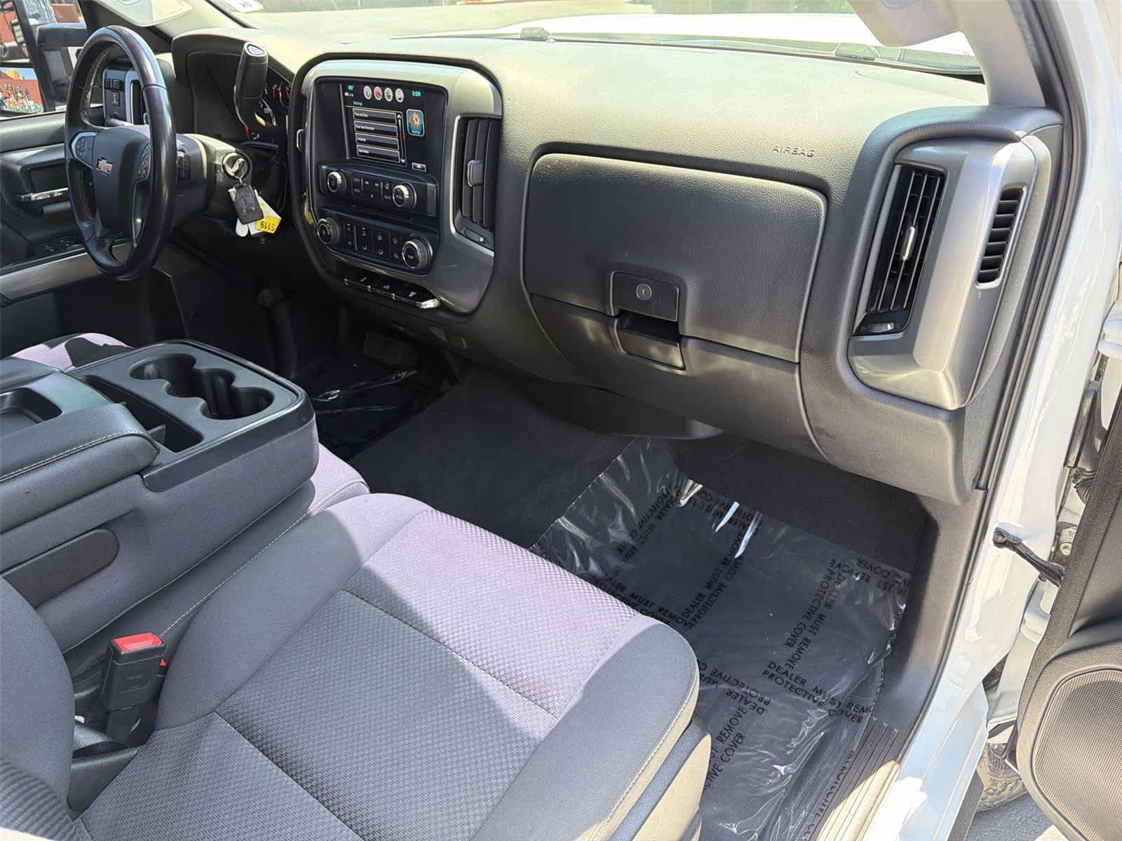 Used 2019 Chevrolet Silverado 2500 LT AWD/4WD image 13