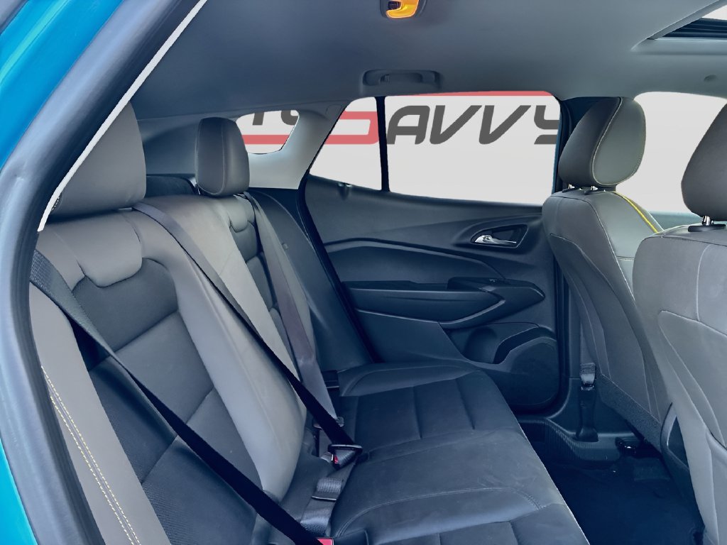 Used 2025 Chevrolet Trax ACTIV w/ Sunroof Package FWD image 25