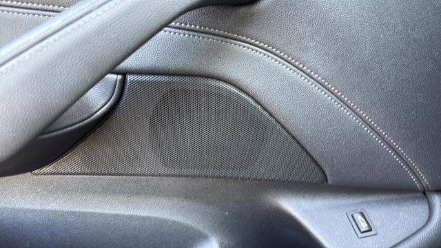 Used 2022 BMW 530i image 11