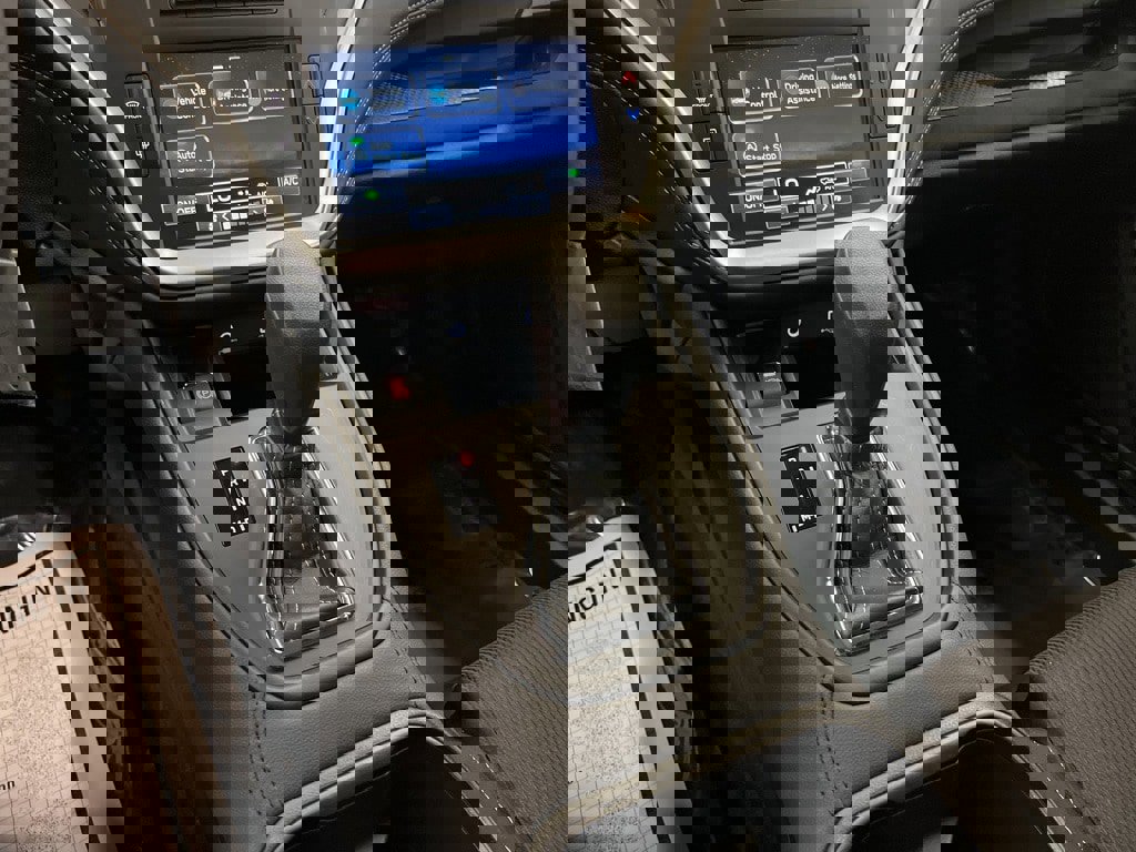 Certified 2025 Subaru Legacy image 25