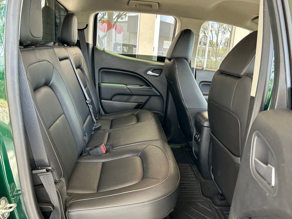 Used 2015 GMC Canyon SLT image 45