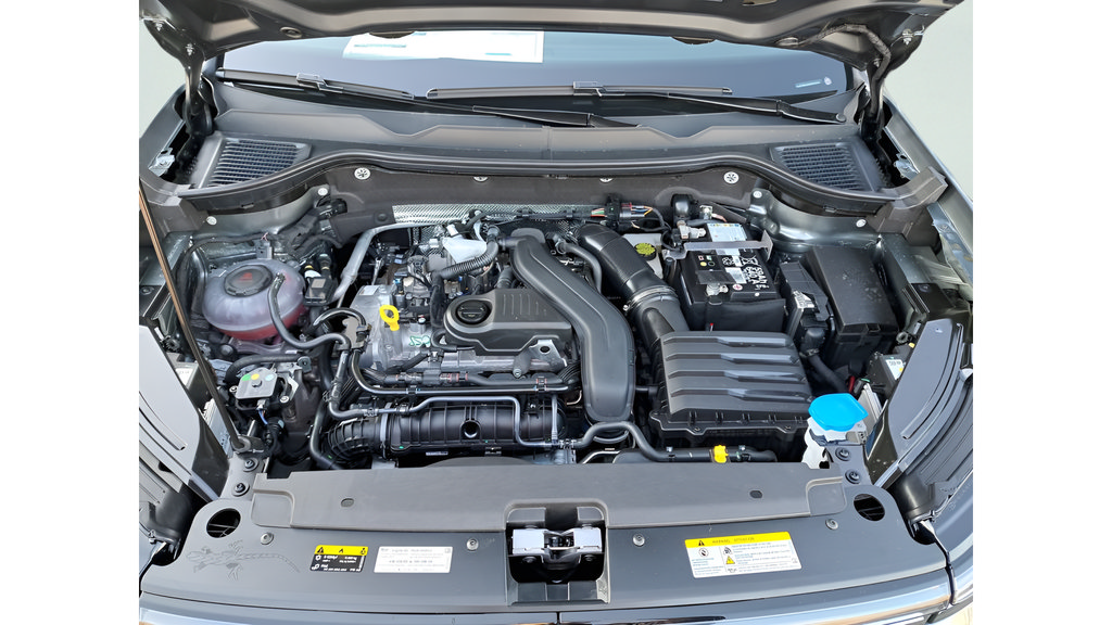 New 2025 Volkswagen Taos SEL AWD/4WD image 17