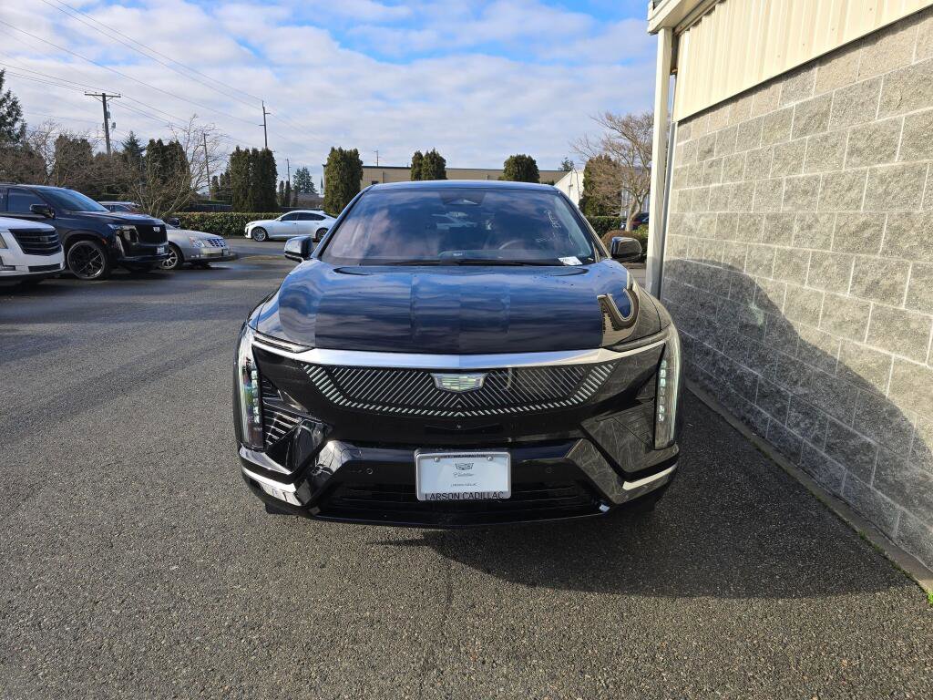 New 2026 Cadillac Optiq Luxury 1 RWD image 12