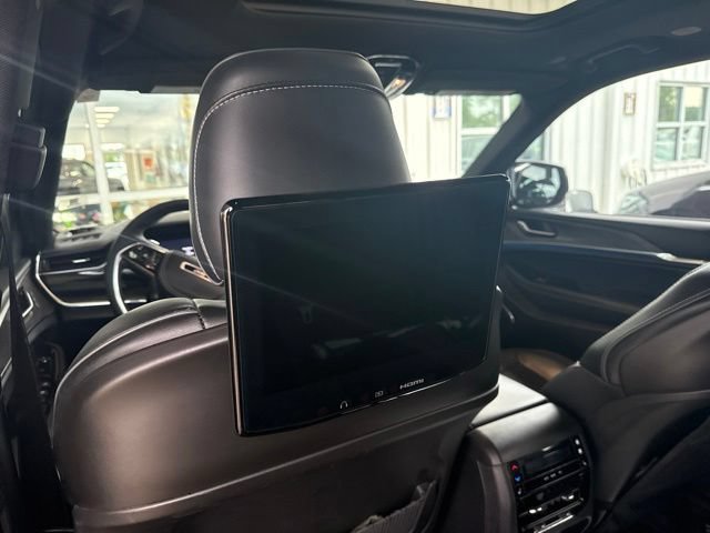 Used 2023 Jeep Grand Cherokee L Overland w/ Rear Seat Video Group I AWD/4WD image 13