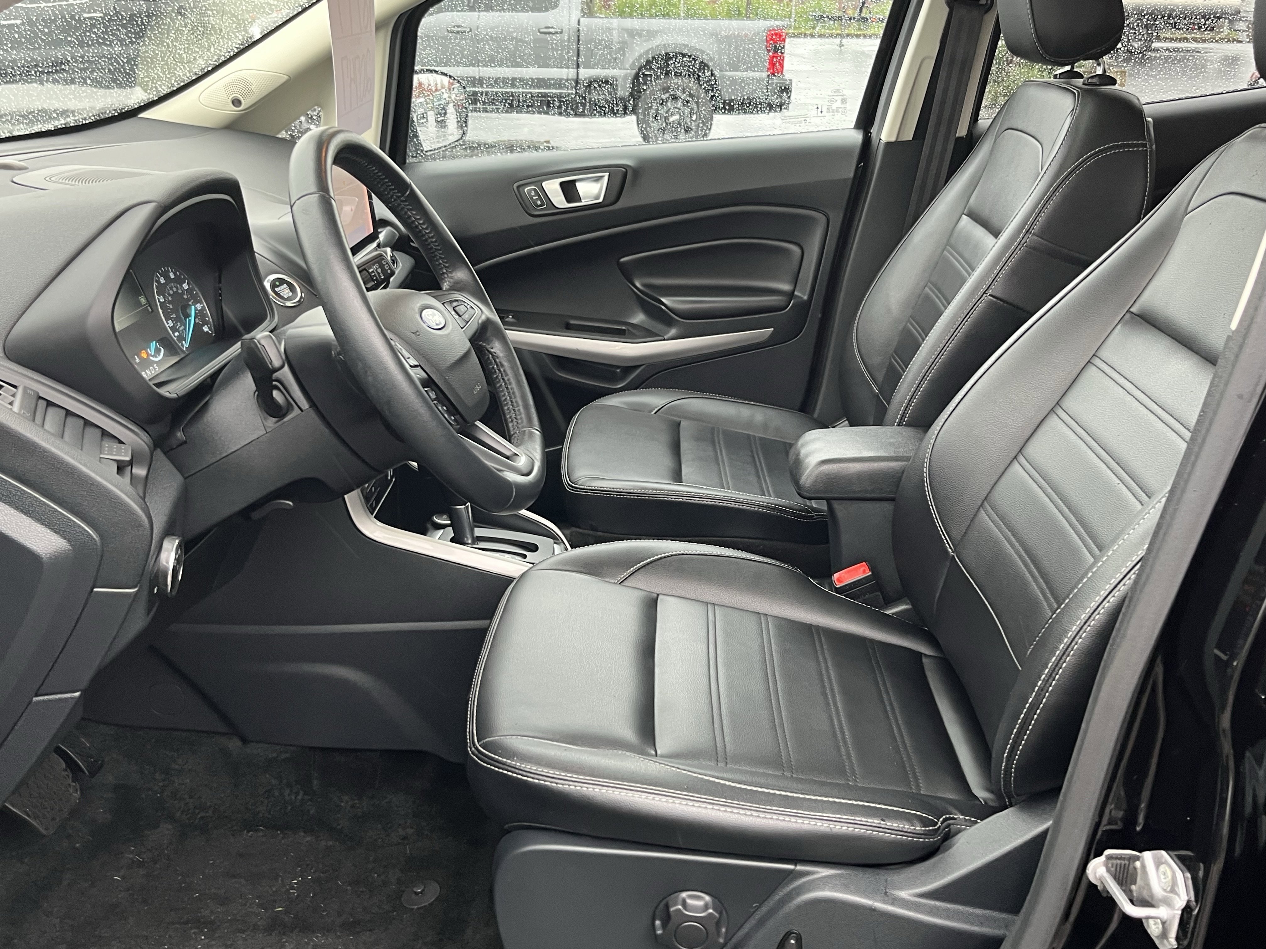 Used 2021 Ford EcoSport Titanium w/ Interior Protection Package image 7