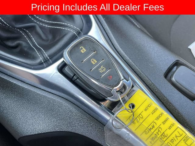 Used 2021 Chevrolet Camaro LT w/ Technology Package RWD image 36