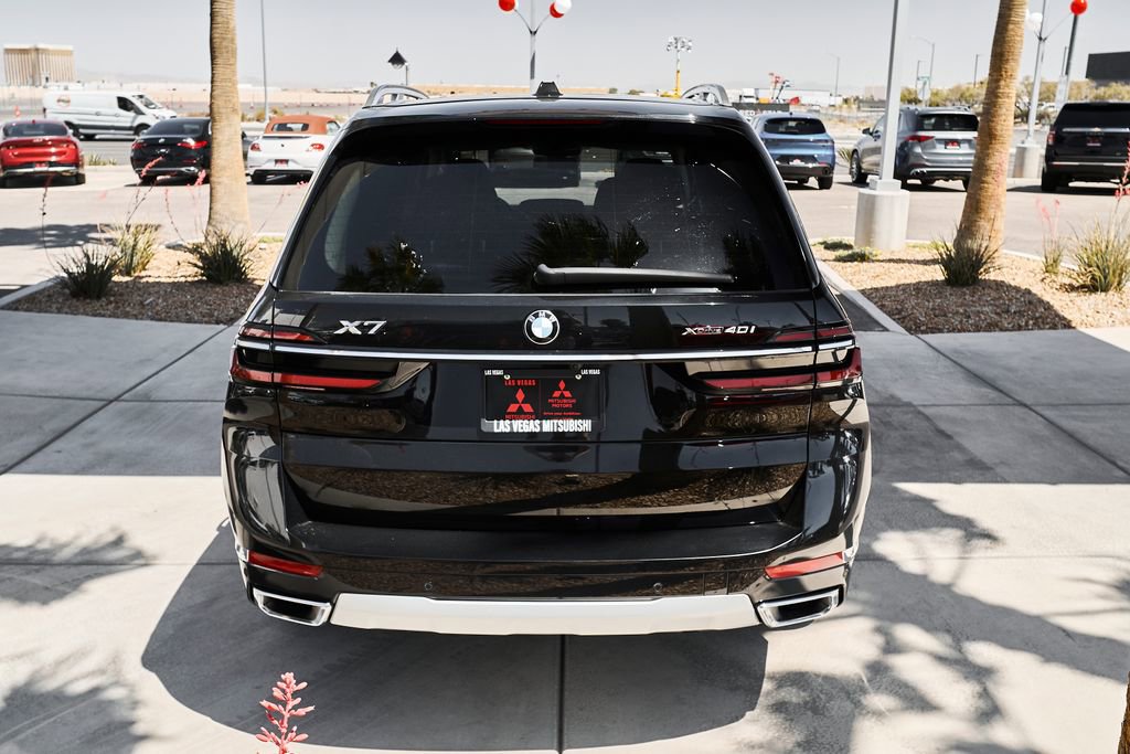 Used 2026 BMW X7 xDrive40i w/ Premium Package AWD/4WD image 7