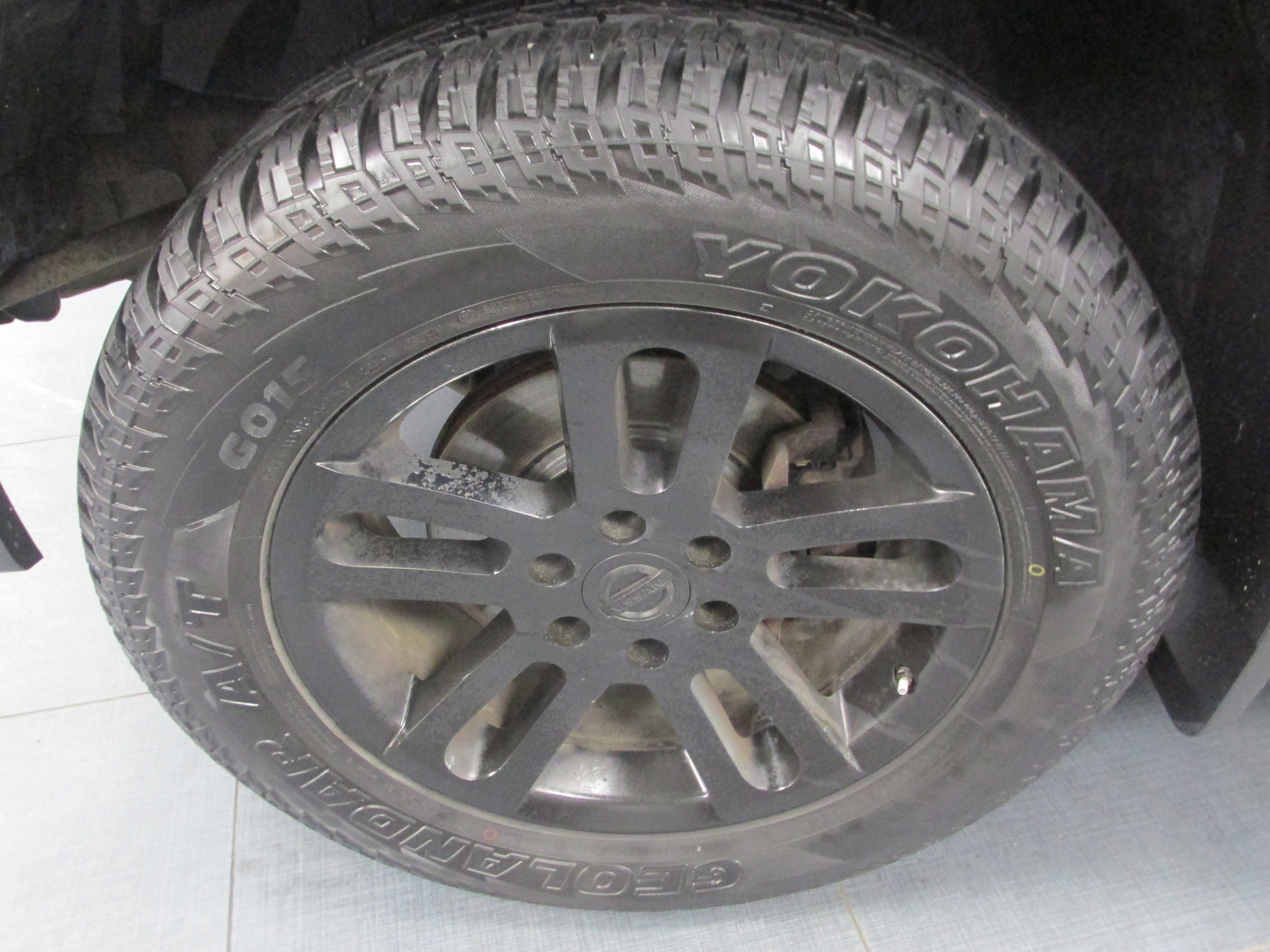 Used 2011 Nissan Titan SL w/ Heavy Metal Edition Pkg AWD/4WD image 16