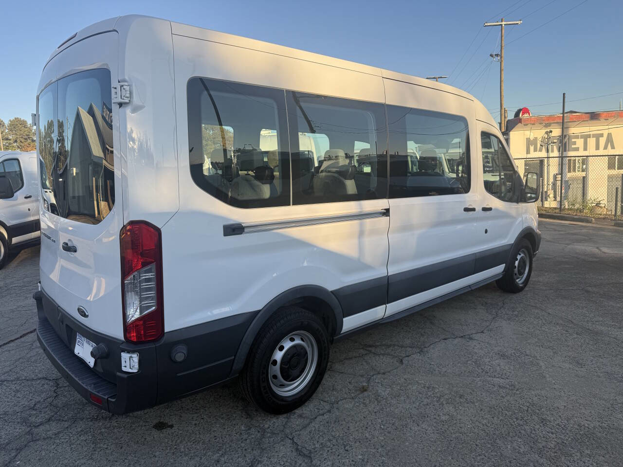 Used 2016 Ford Transit 350 XL image 6