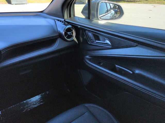 Used 2024 Chevrolet Blazer EV LT AWD/4WD image 17