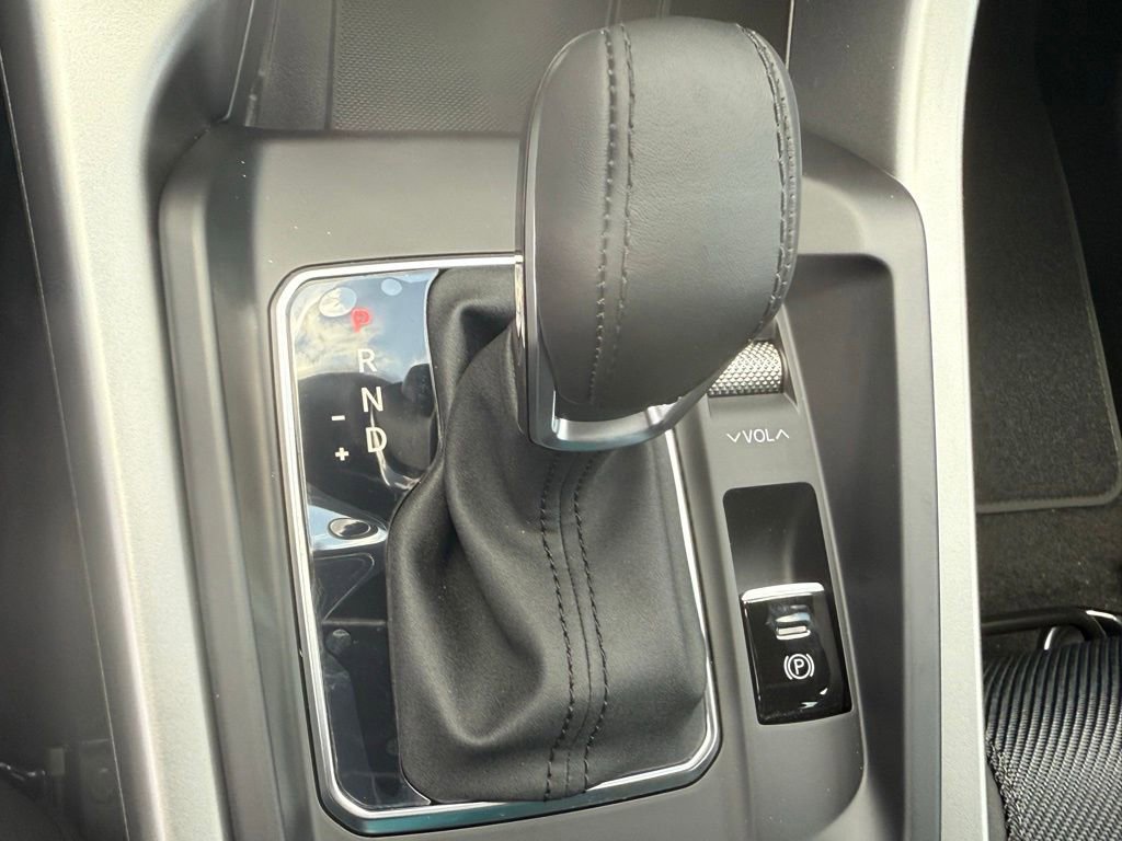 New 2025 Dodge Hornet GT w/ GT Blacktop Package image 17