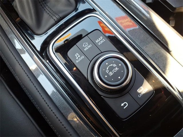 Certified 2024 Nissan Armada SL w/ Midnight Edition Package image 32