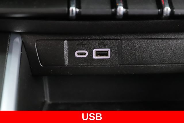 Used 2023 Chevrolet Colorado Trail Boss w/ Technology Package AWD/4WD image 24