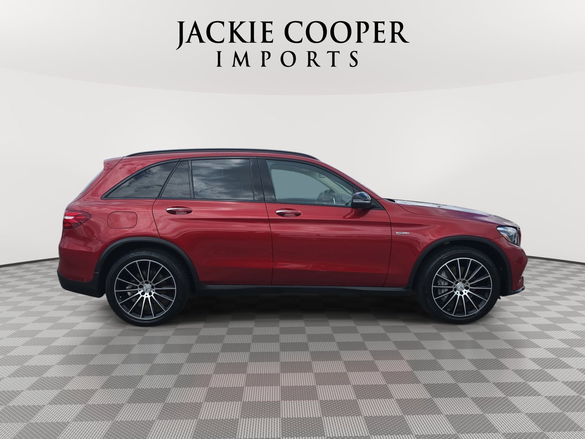 Used 2019 Mercedes-Benz GLC 43 AMG 4MATIC image 4