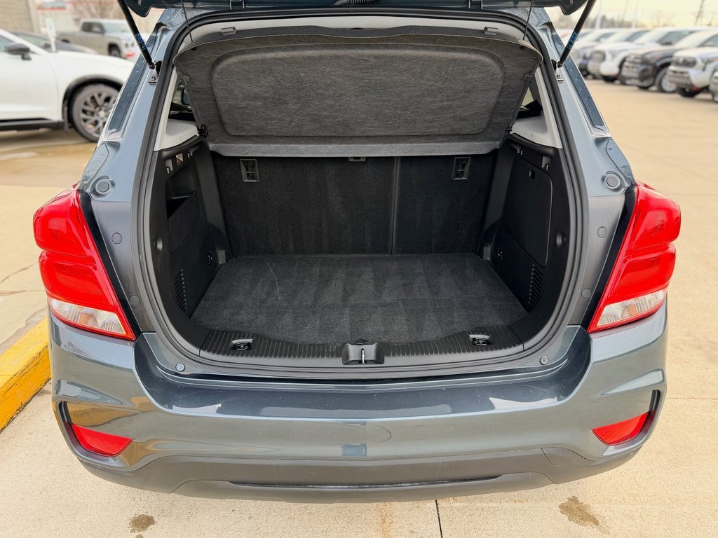 Used 2021 Chevrolet Trax LT w/ Sport Edition image 20