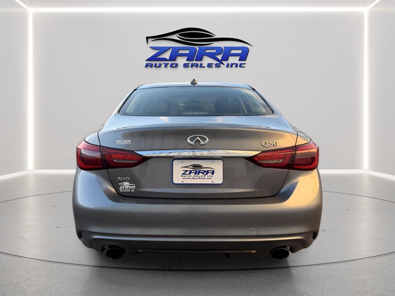 Used 2018 INFINITI Q50 Luxe w/ Essential Package (3.0T Luxe) image 5