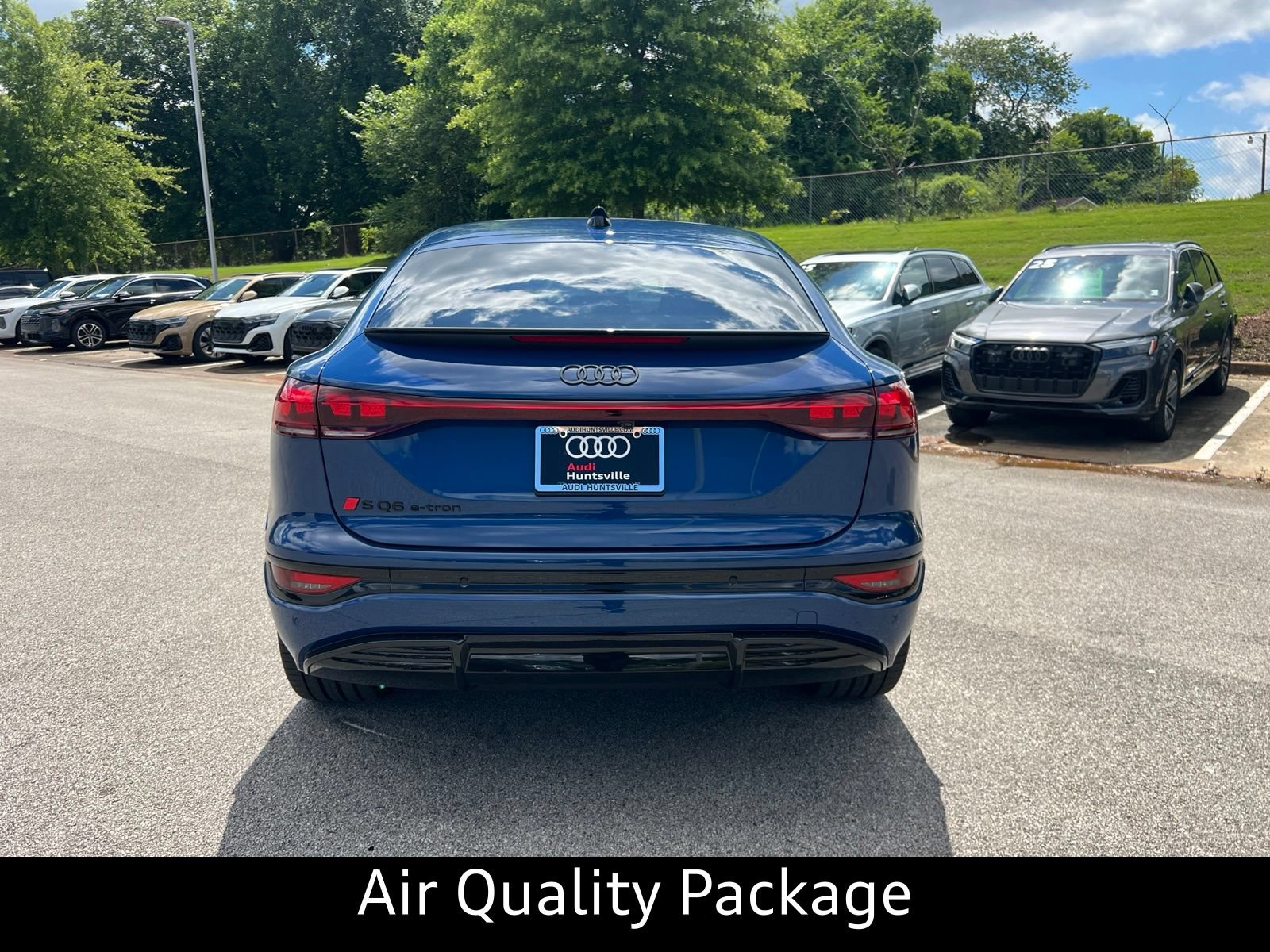 New 2027 Audi SQ6 e-tron Prestige AWD/4WD image 4