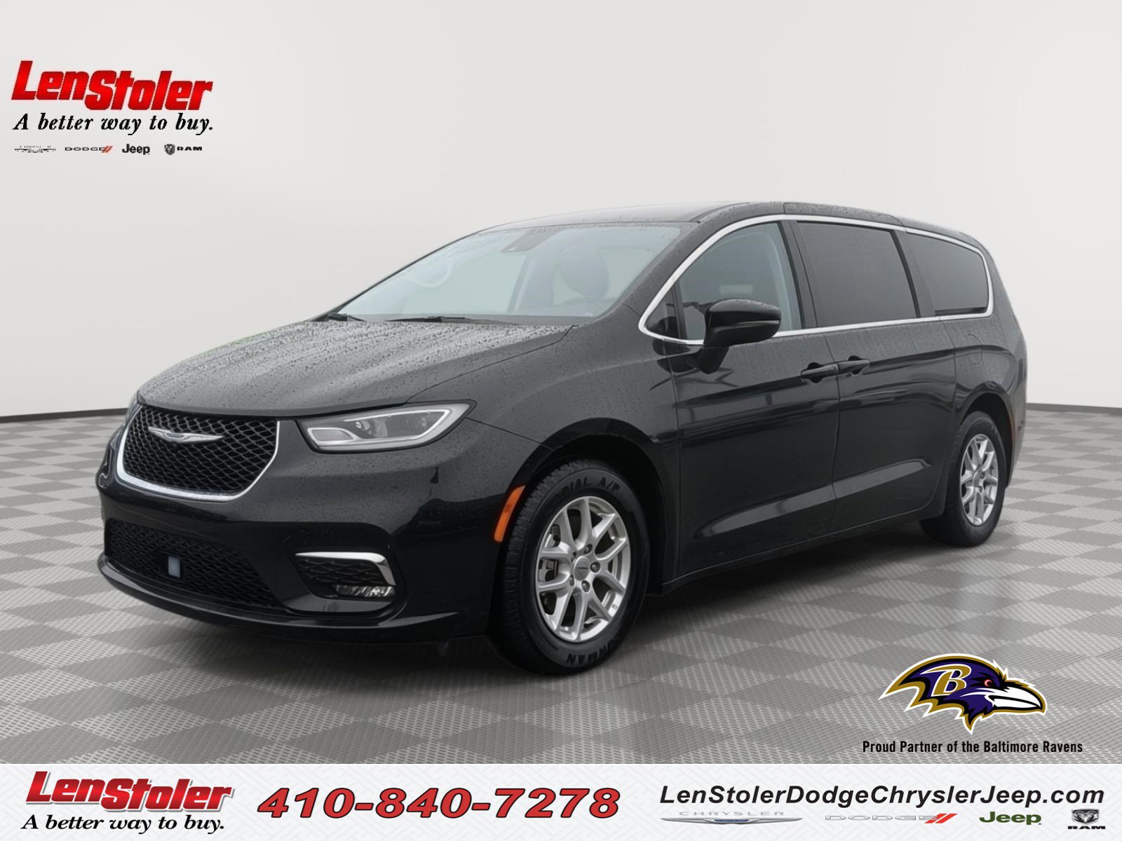 Used 2023 Chrysler Pacifica Touring-L