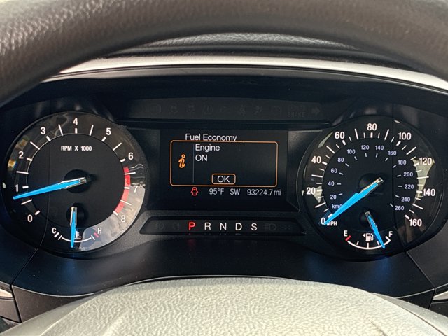 Used 2016 Ford Fusion SE FWD image 29