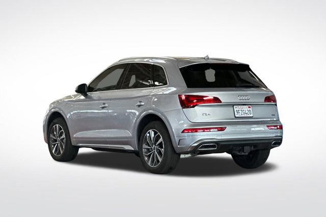 Used 2023 Audi Q5 2.0T Premium w/ Convenience Package image 7