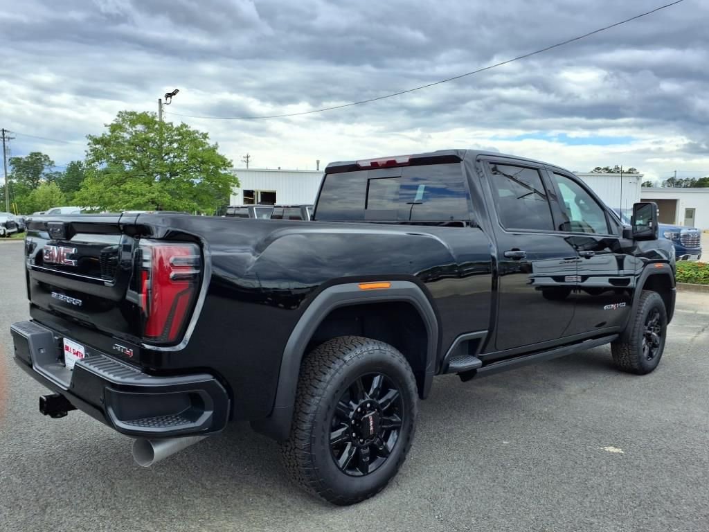 New 2025 GMC Sierra 2500 AT4 w/ AT4 Premium Plus Package image 7