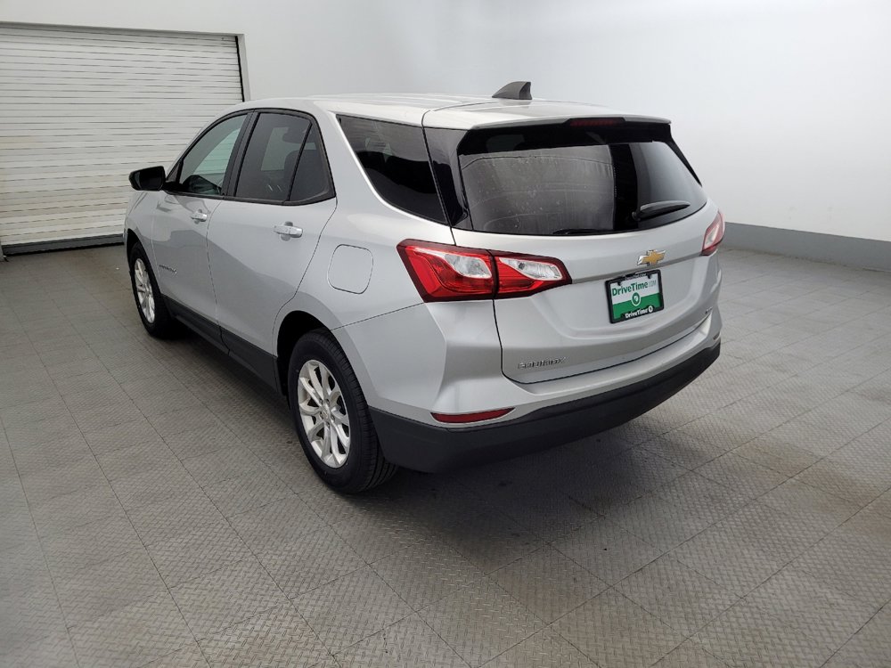 Used 2019 Chevrolet Equinox LS w/ LS Convenience Package image 5