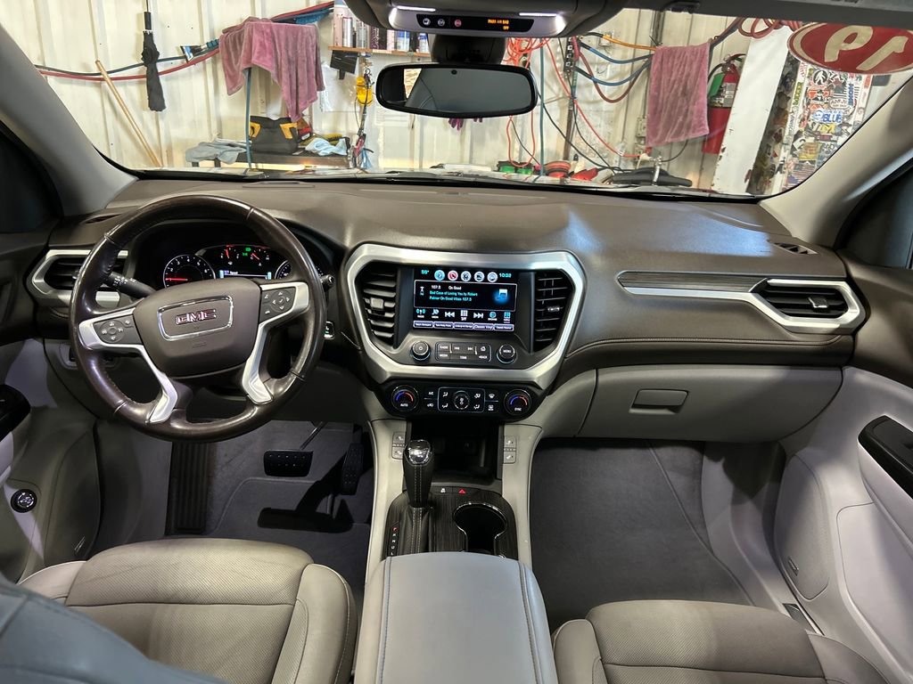Used 2019 GMC Acadia SLT AWD/4WD image 18