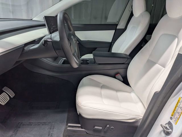 Used 2022 Tesla Model Y Performance image 10