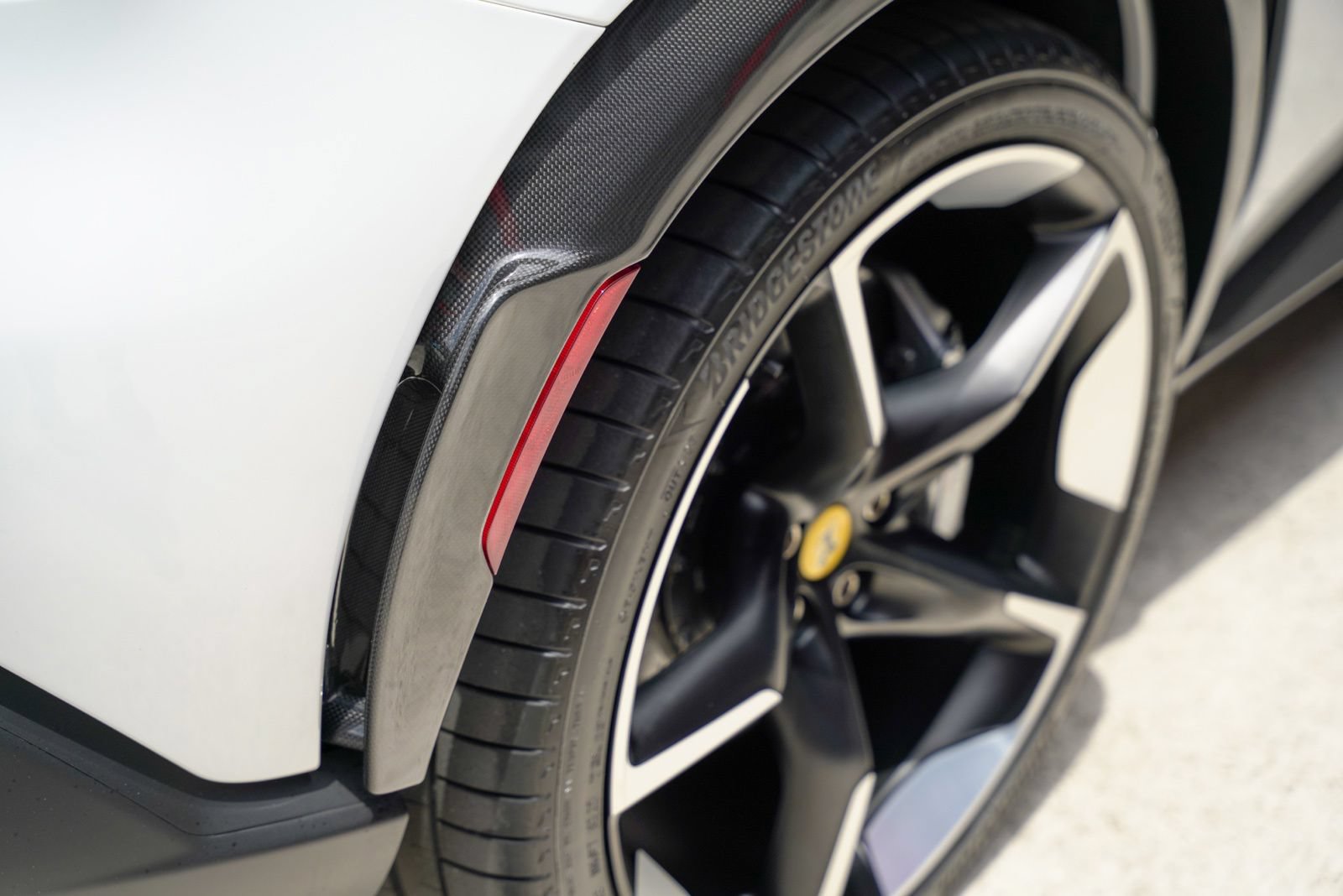Used 2025 Ferrari Purosangue AWD/4WD image 17