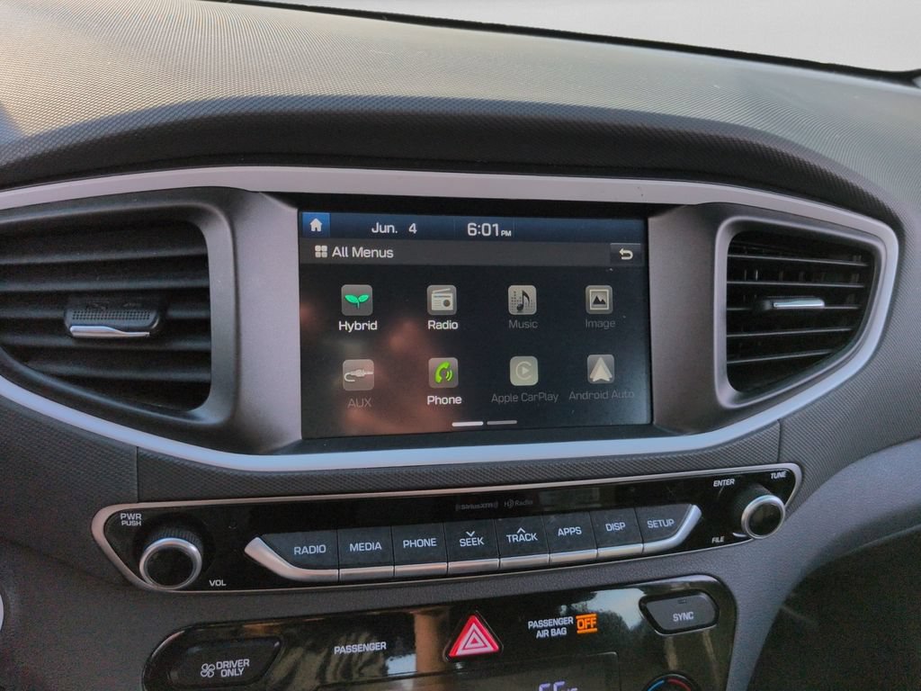 Used 2017 Hyundai Ioniq SEL FWD image 20