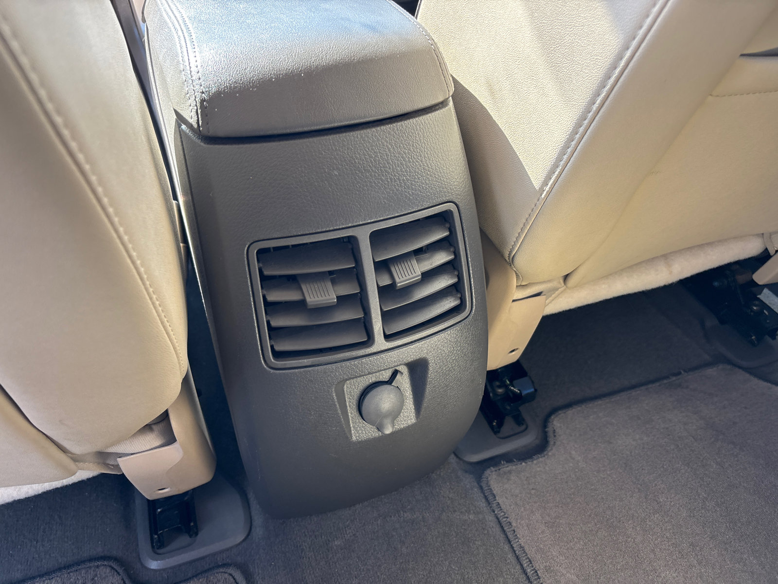 Used 2008 Lincoln MKX 2WD image 29